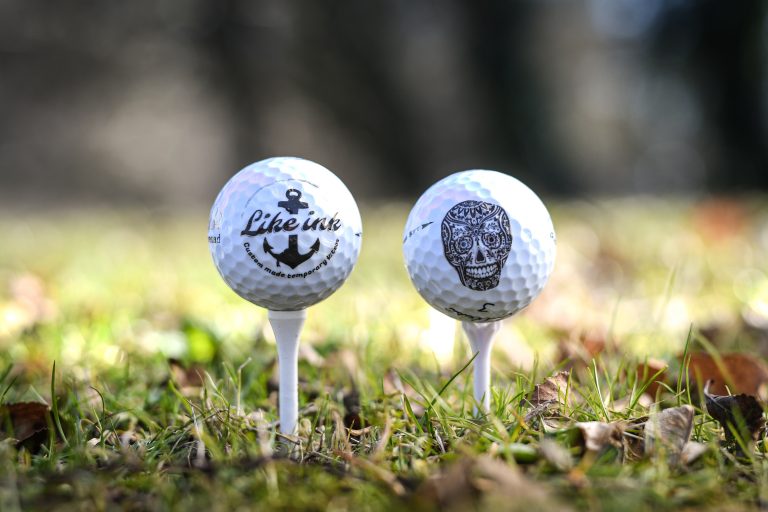 Köp gnuggistatueringar på golfboll - Like ink