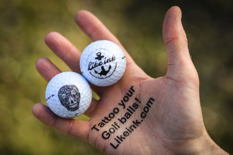 Märk dina golfbollar med gnuggisar & fake tattoos - Like ink